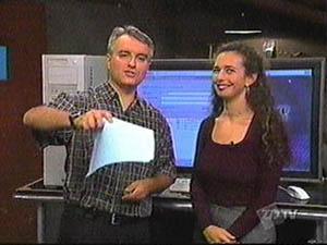 Leo with Kristina on Screen Savers, July 30, 1999